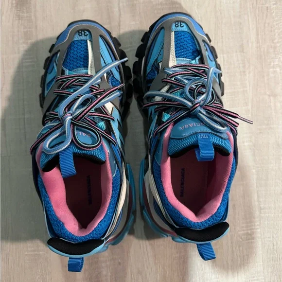 Balenciaga Sneakers in Blue and Pink - Picture 2 of 8